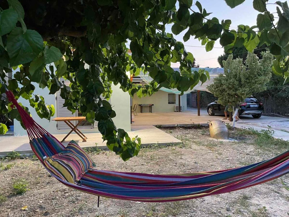 Villamare Nerántza Buitenkant foto