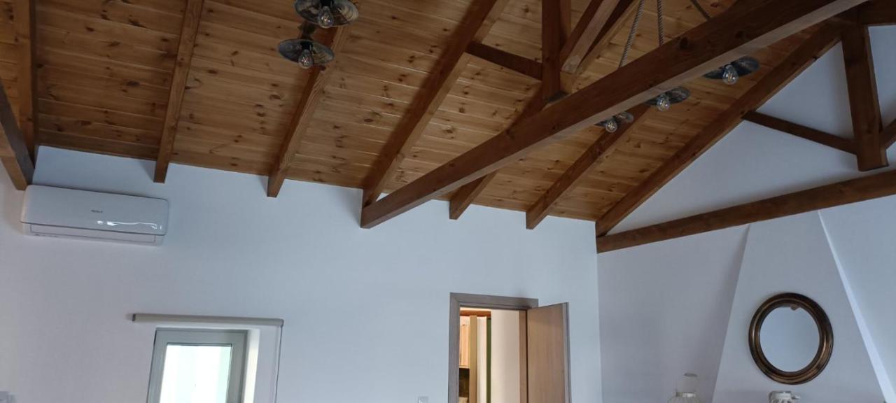 Villamare Nerántza Buitenkant foto