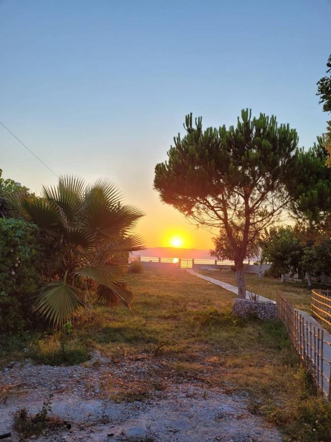 Villamare Nerántza Buitenkant foto